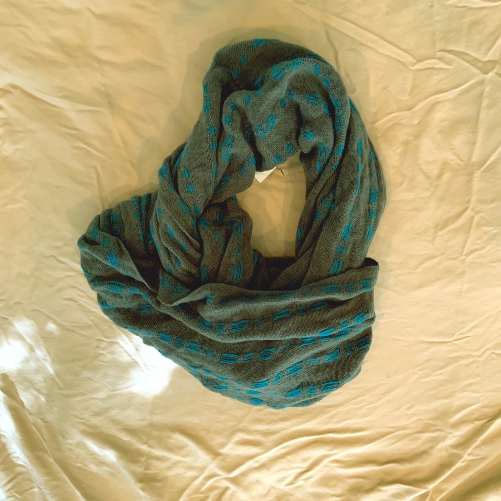 scarf